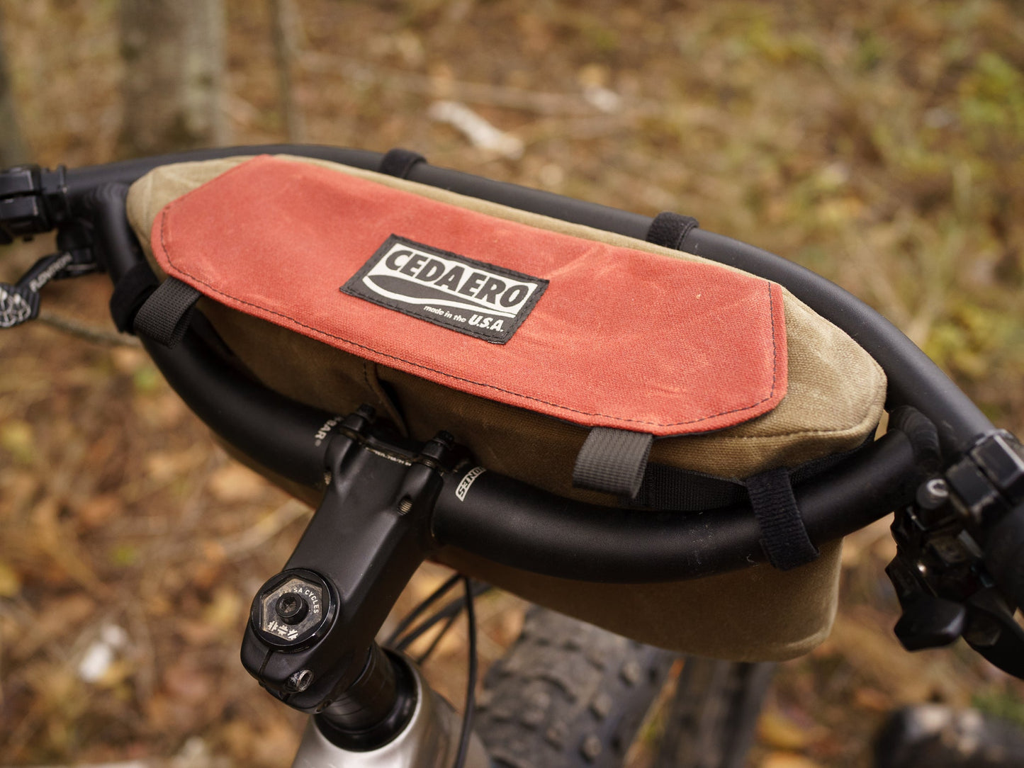 Custom Jones Loop Handlebar Pack