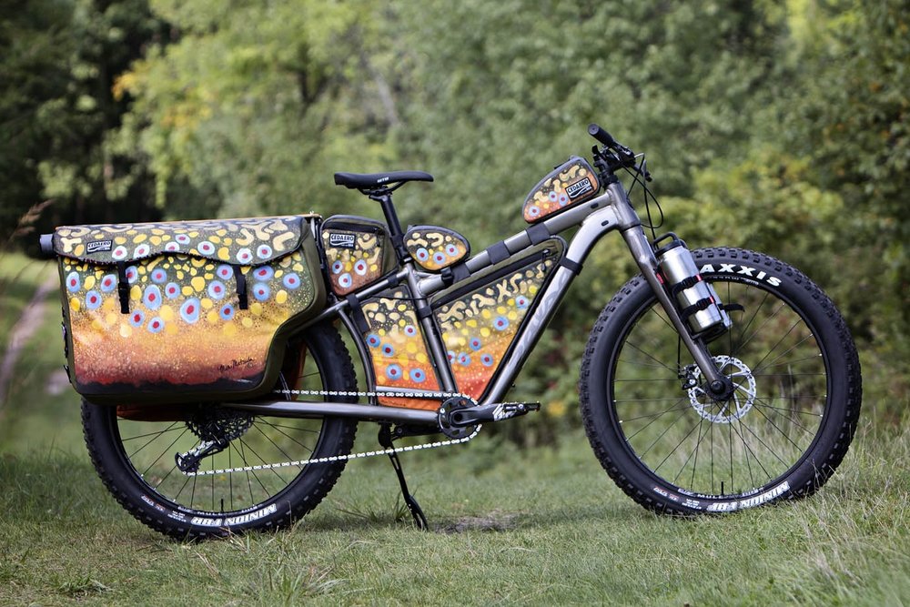 Salsa Blackborow Stowaway frame pack