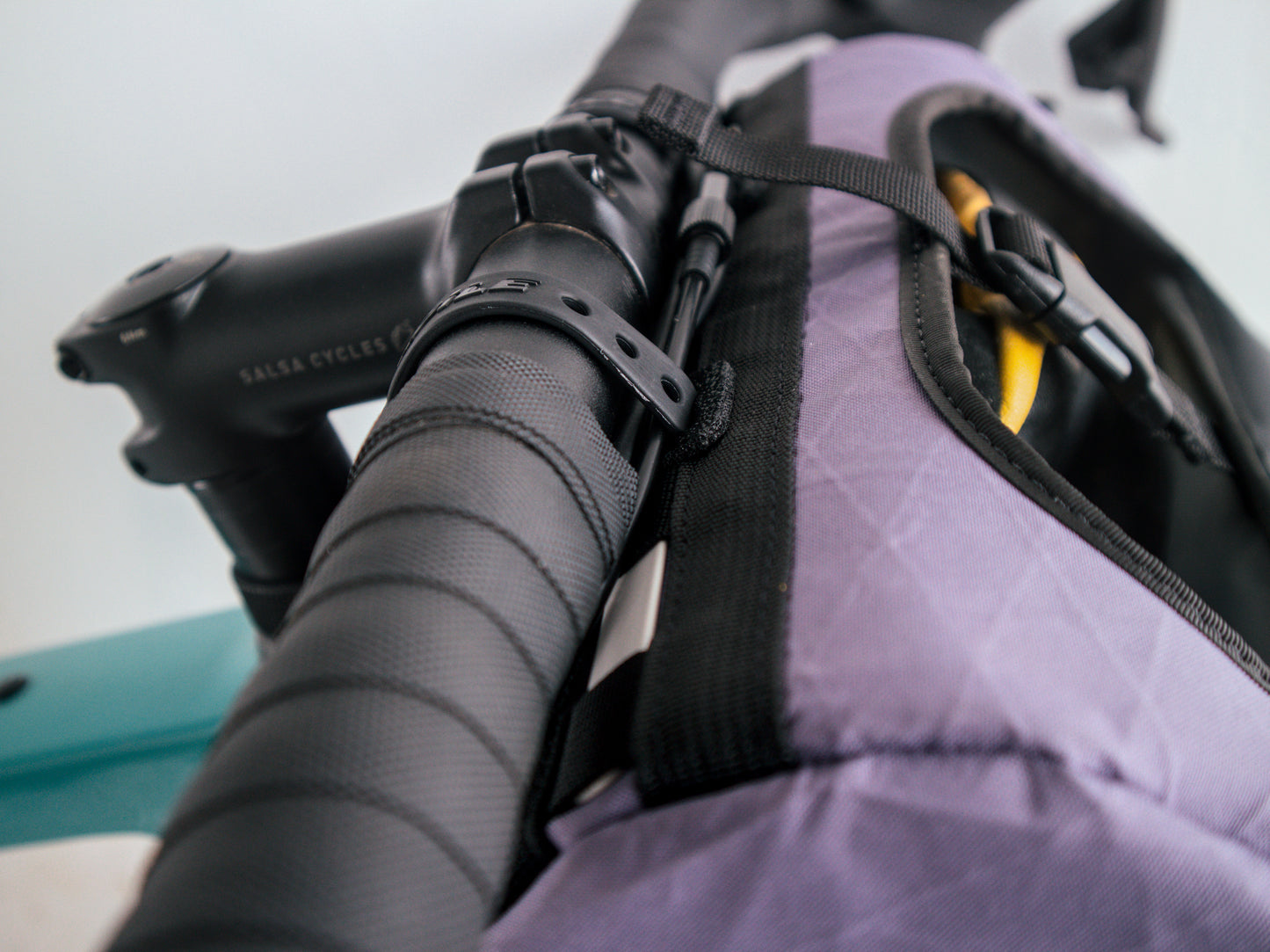 Slingshot Handlebar Pack