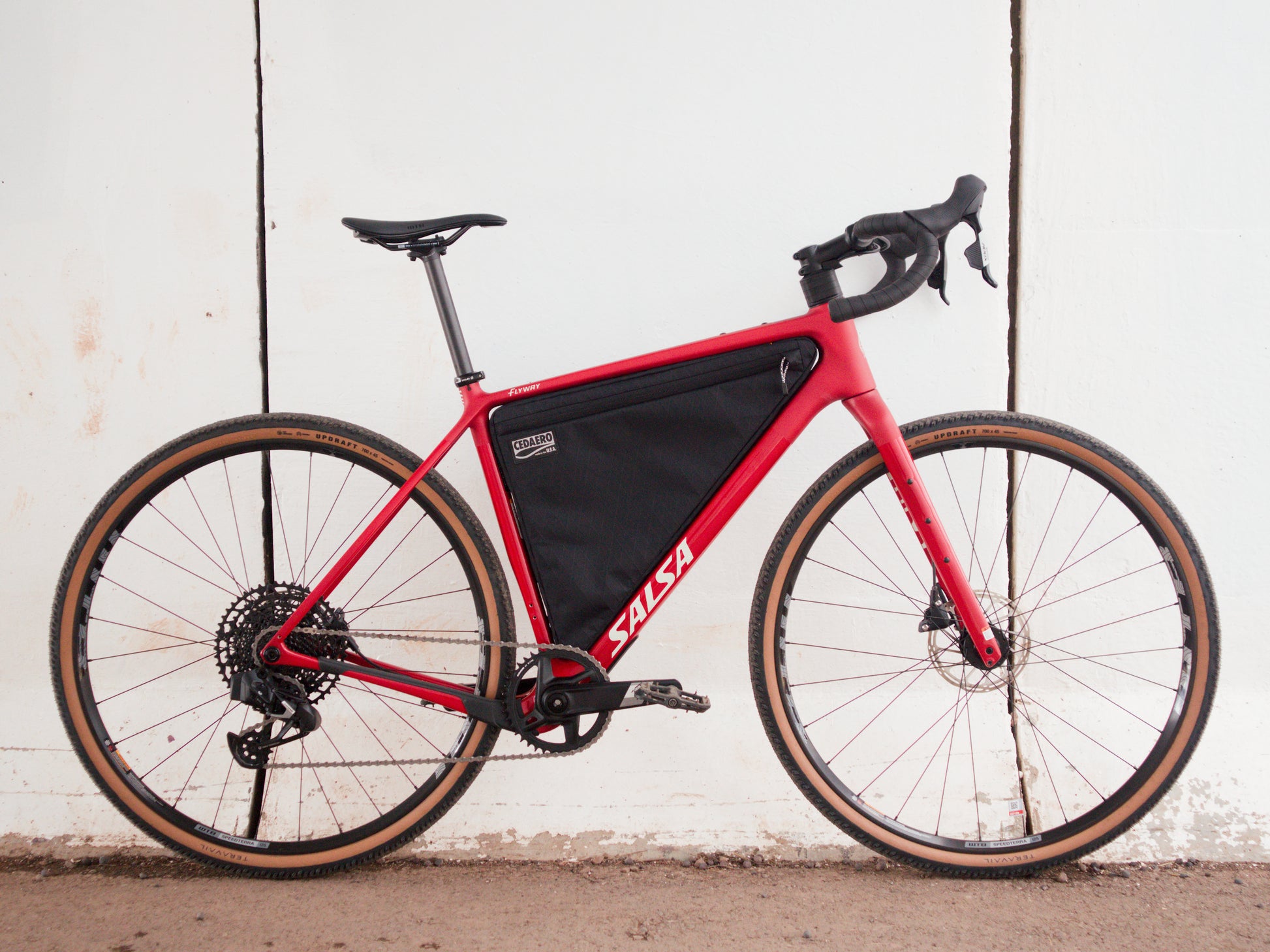 Salsa Flyway Full Frame Pack – Cedaero
