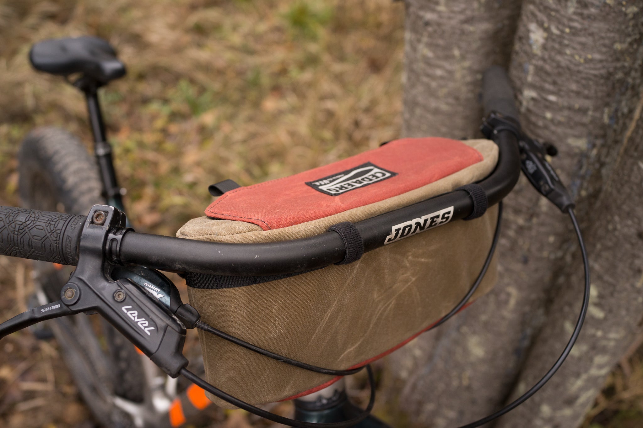 Jones 2024 handlebar bag