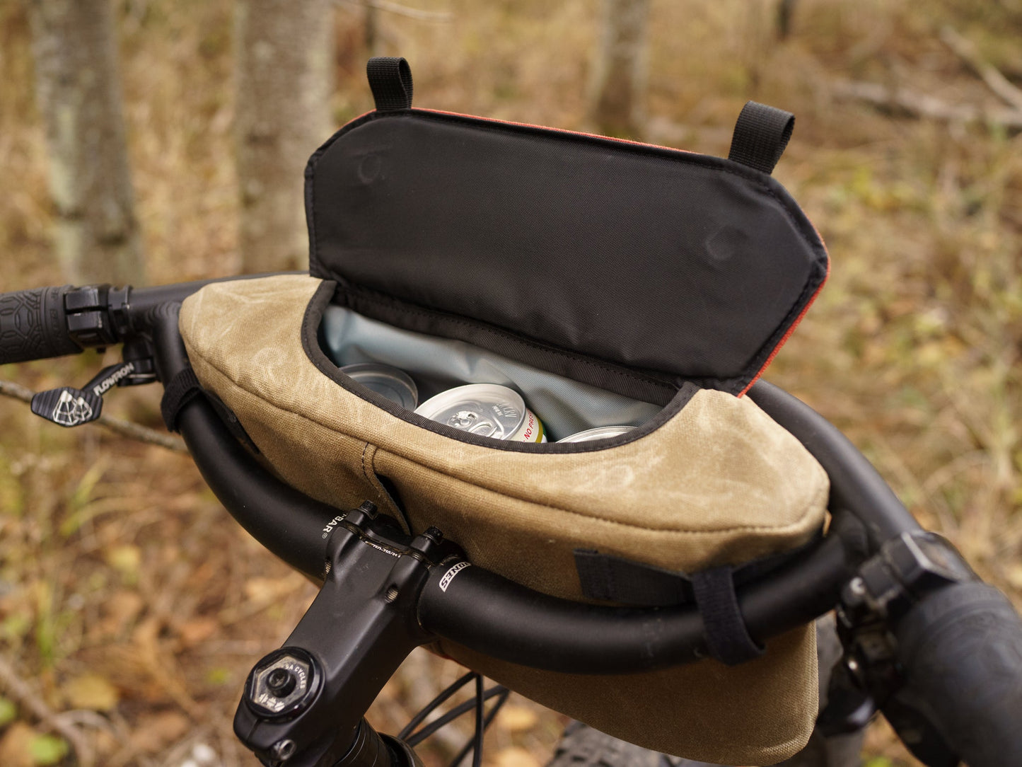 Custom Jones Loop Handlebar Pack